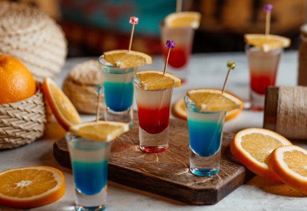 How Can I Make Summer Party Theme Ideas Look More Stylish