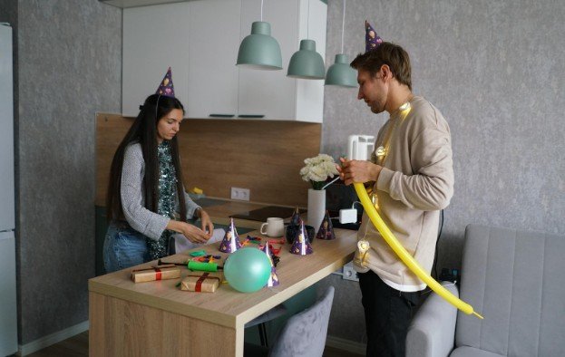 How Do I Make It Look Expensive on a Budget