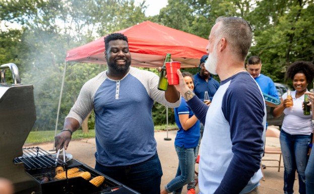 How To Plan BBQ Party Themes for Backyard Hosting Step by Step