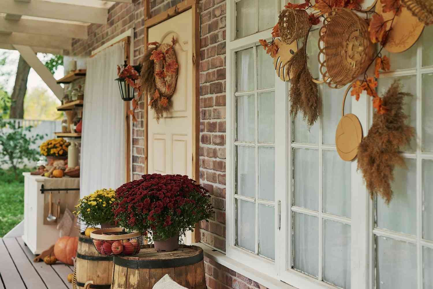 What Are the Easiest DIY Porch Decor Ideas to Start With?